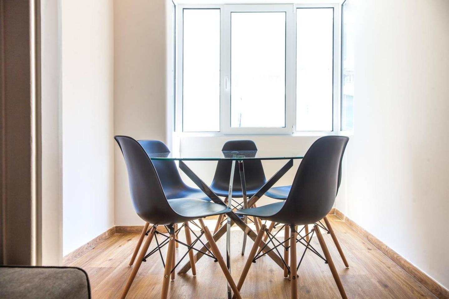 Toni'S Charming Apartment 2Bd, Close Thisseo Metro Atenas Exterior foto